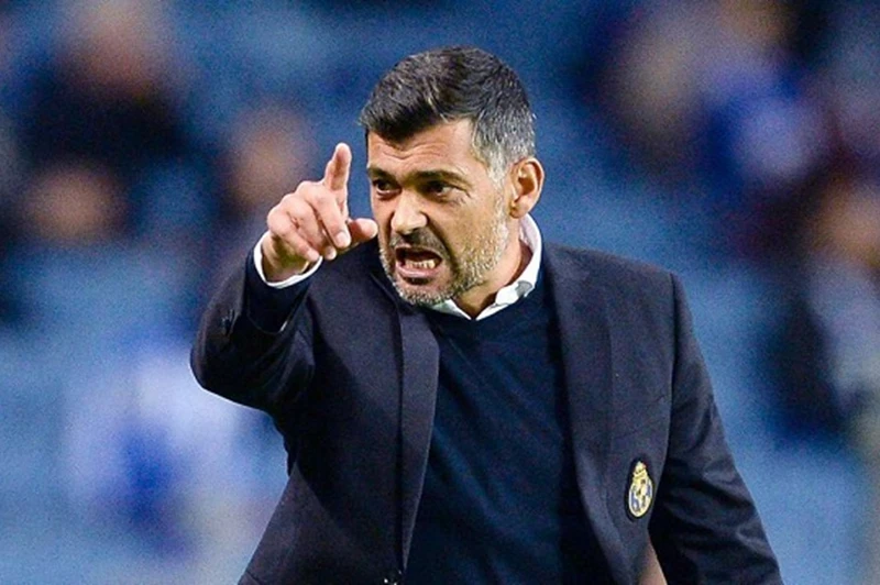 الاتحاد السعودي لكرة القدم يعلن تعيين كونسيساو مدربًا جديدًا للفريق