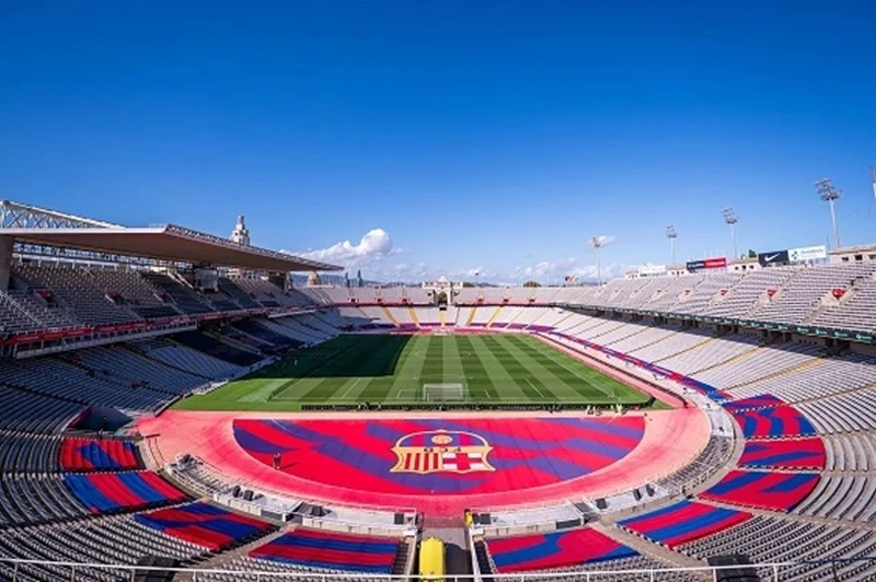 برشلونة يستضيف جيرونا في مواجهة مثيرة بملعب مونتجويك
