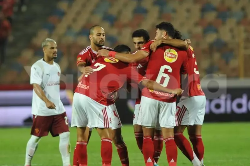 لقطات مؤثرة واستثنائية لم تُعرض في مباراة الأهلي وكهرباء الإسماعيلية بالدوري المصري